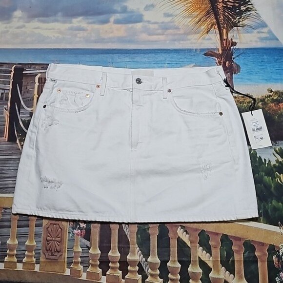 Citizens of Humanity Distressed White Denim Mini Skirt Size 32 New - Picture 1 of 7